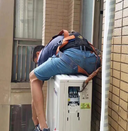 若羌空调移机